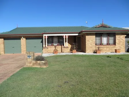 Family Home-Ideal Location