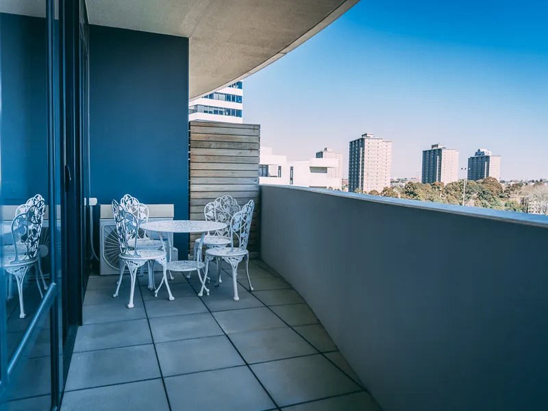 Beautiful Fully Furnished Apartment with a Balcony