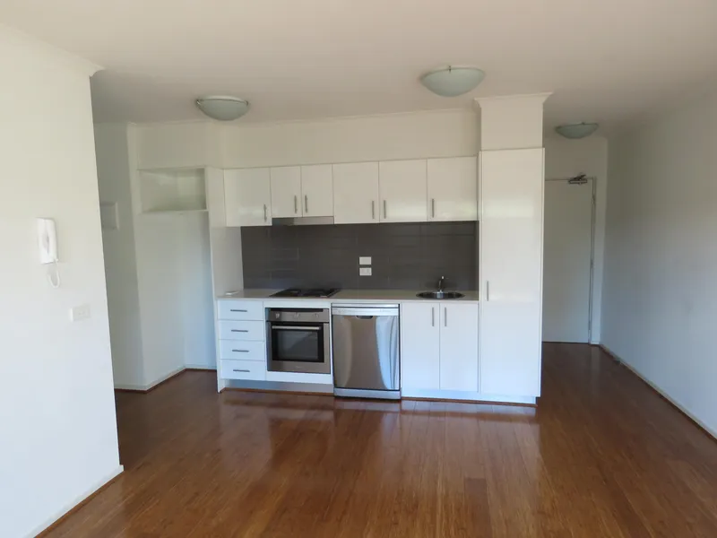 LIGHT FILLED TWO BEDROOM APARTMENT!