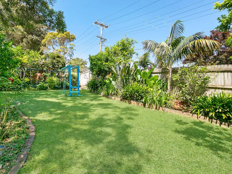 Spacious home in Denistone East Public catchment