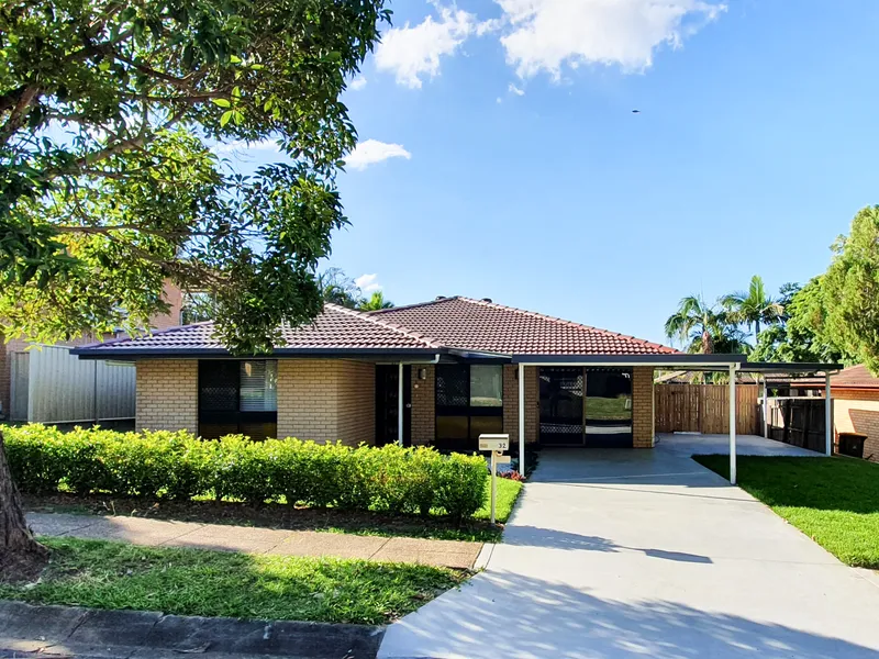 Elegant Family Home in Mansfield