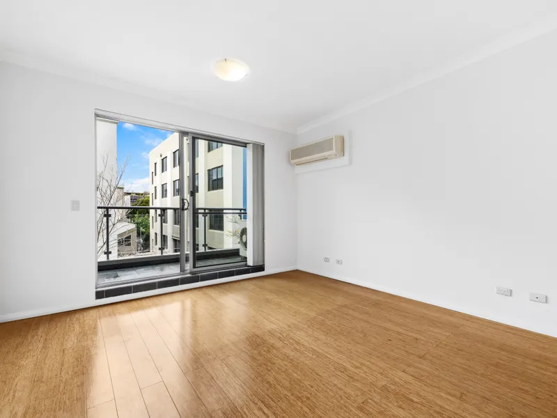 Level access top floor excellence and modern style in the heart of the Inner City