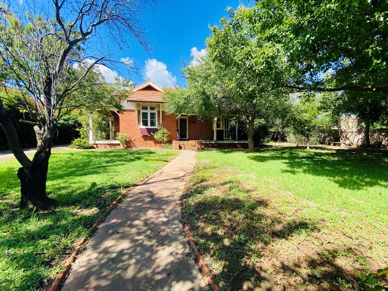 BEAUTIFUL HOME IN SOUTH DUBBO