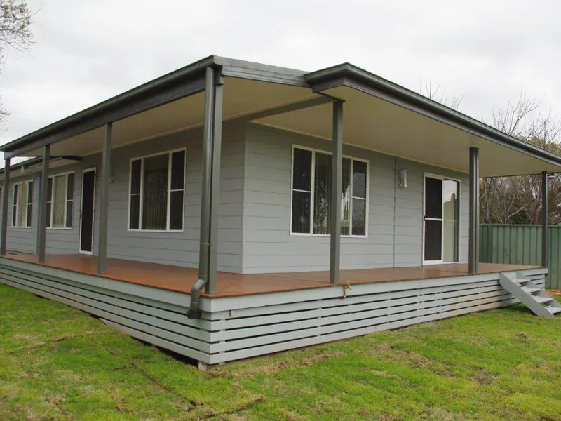 Top shelf living that won't break the bank!