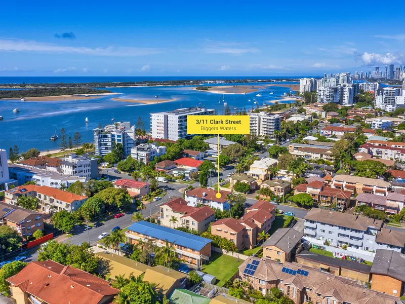 Only meters from the Broadwater...