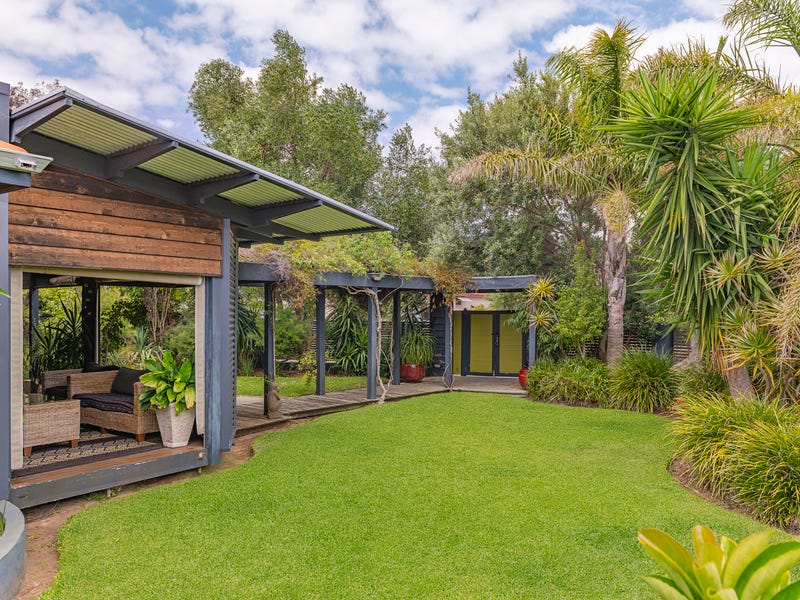 1 Reynolds Street, West Busselton, WA 6280