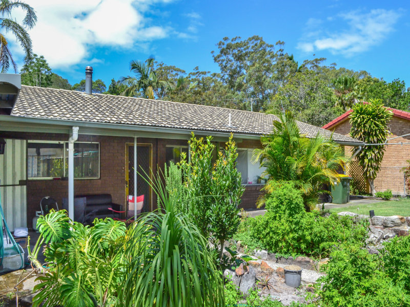 11 Middle Street, Woombah, NSW 2469