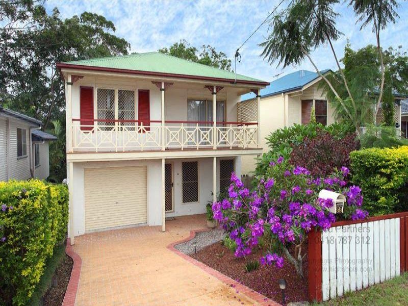 38 Henry Street, Chapel Hill, Qld