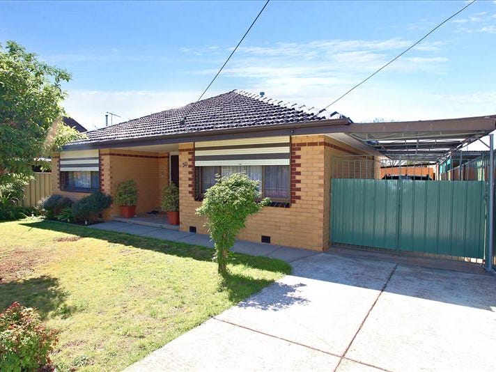 30 Kings Road, St Albans, VIC 3021