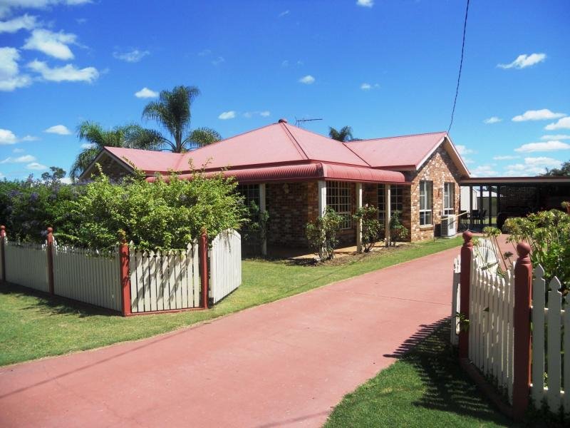 5 Lawton Street, Miles, Qld 4415 Property Details