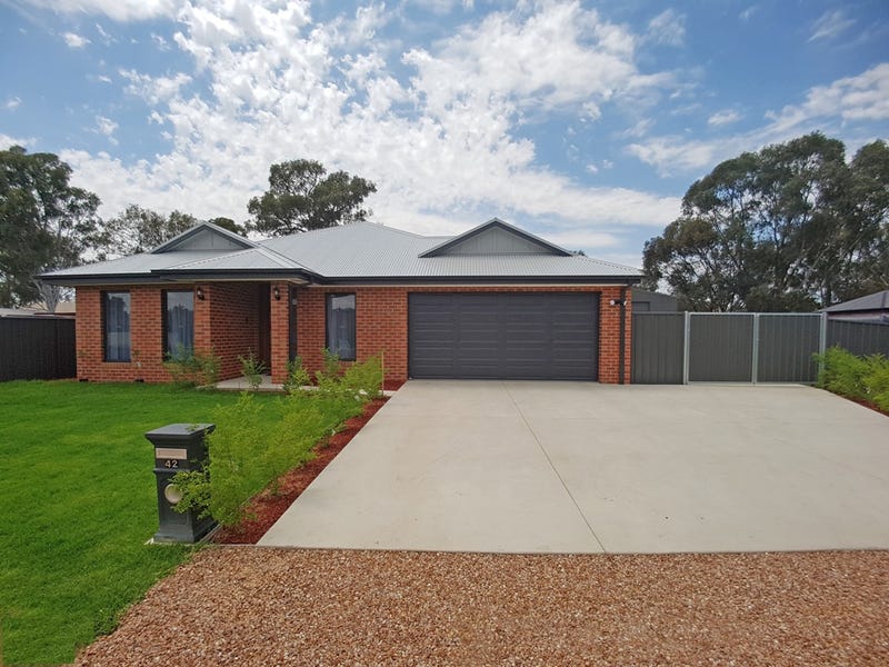 42 Townsend Street, Howlong, NSW 2643 Property Details