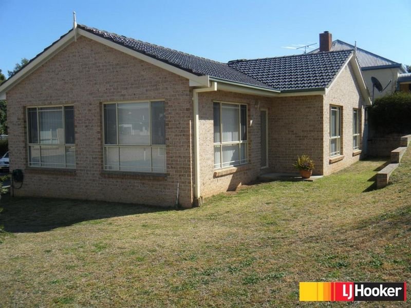 Unit 4,27 Carthage Street, Tamworth, NSW 2340 Property Details
