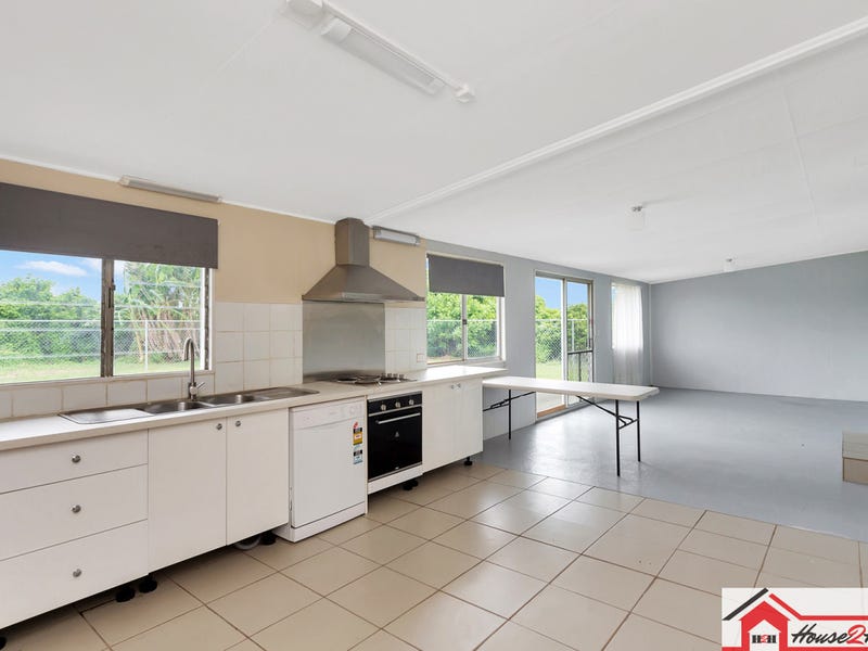 8 Cabbage Tree Point Road, Steiglitz, Qld 4207 Property Details