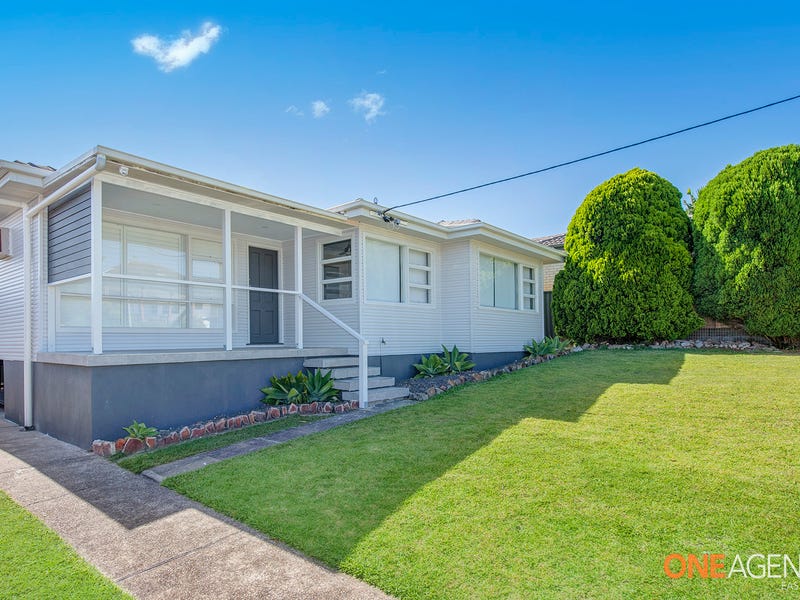 88 Macquarie Grove, Caves Beach, NSW 2281