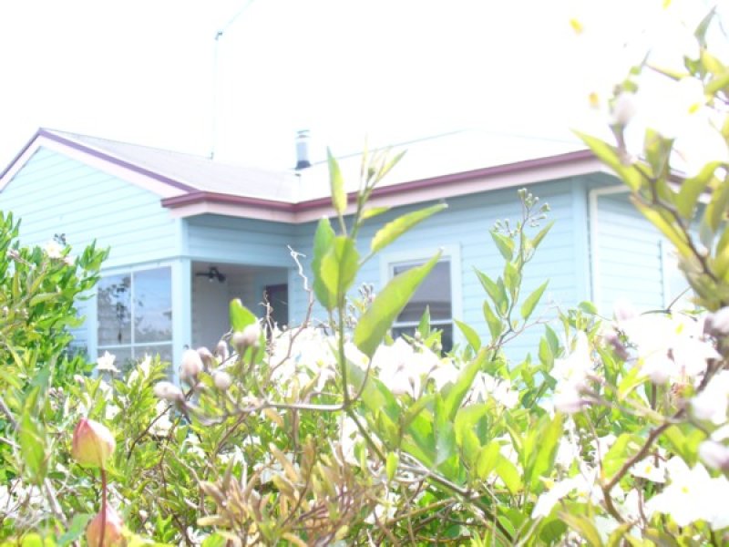 2 Charles Street, Devonport, Tas 7310 Property Details