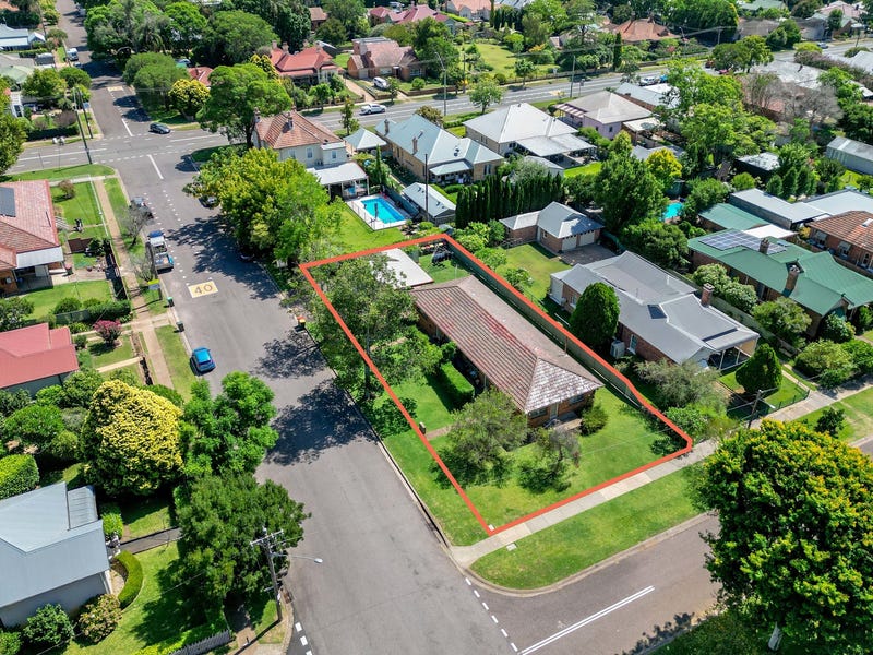 18 King Street, Lorn, NSW 2320 Property Details
