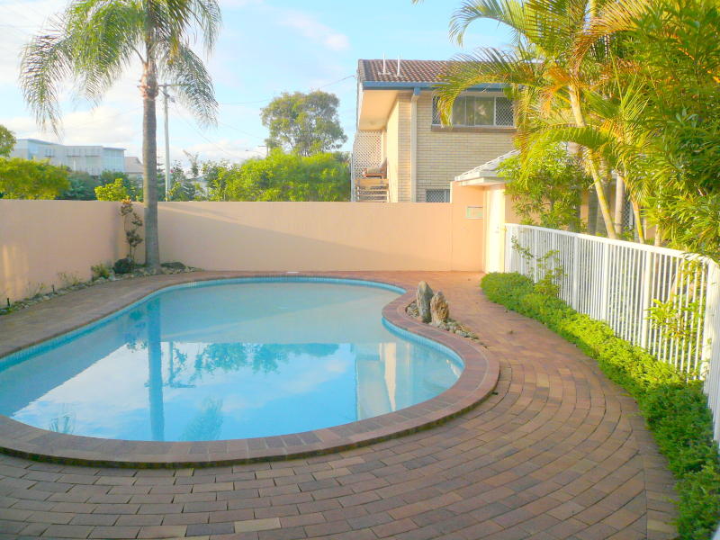 83 Petrel Avenue, Mermaid Beach, QLD 4218