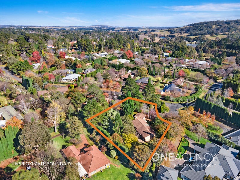 2 Burns Place, Burradoo, NSW 2576