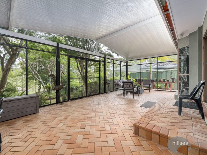 52 Lismore Drive, Helensvale, Qld 4212 Property Details