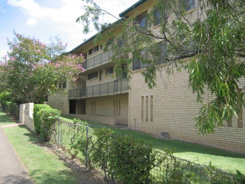 1/72 Bayview Terrace, Clayfield, Qld 4011 Property Details