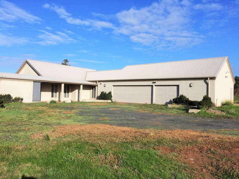 547555 Leakes Road, Bonnie Brook, Vic 3335