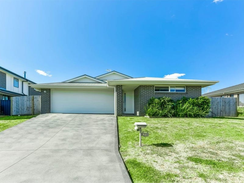 10 Furlong Drive, Currans Hill, NSW 2567