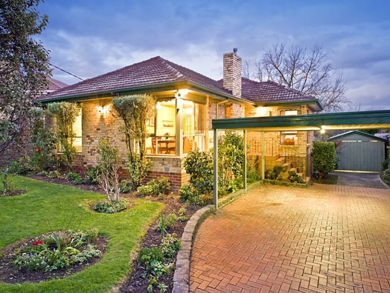 42 Barnes Avenue, Burwood, VIC 3125