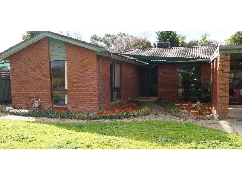 7 Troon Court, Thurgoona, NSW 2640