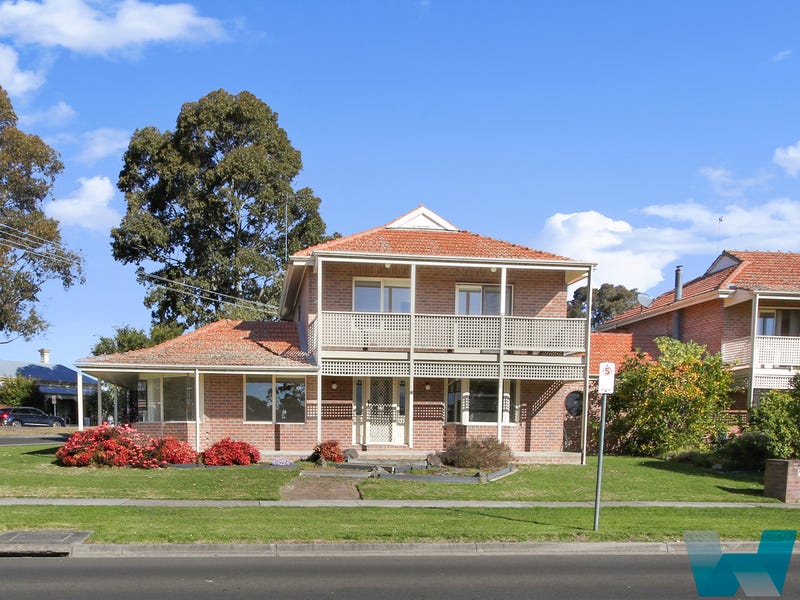 8/37 Riverine Street, Bairnsdale, Vic 3875 Townhouse for Sale