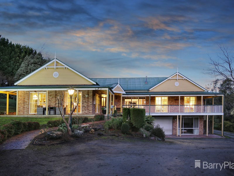 4 Lakeview Court, Emerald, Vic 3782 Property Details