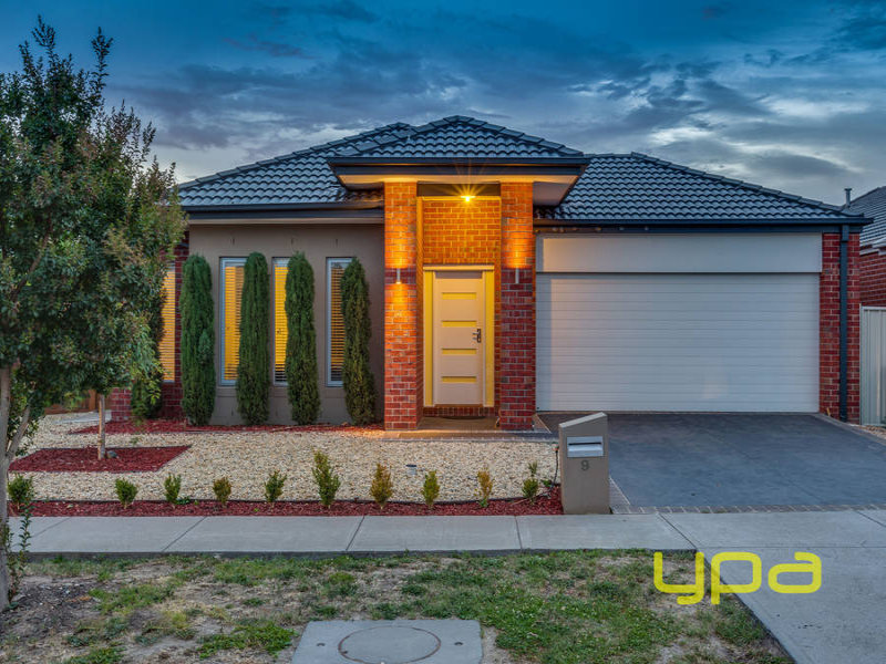 9 Taransay Way, Craigieburn, VIC 3064 - Realestate.com.au