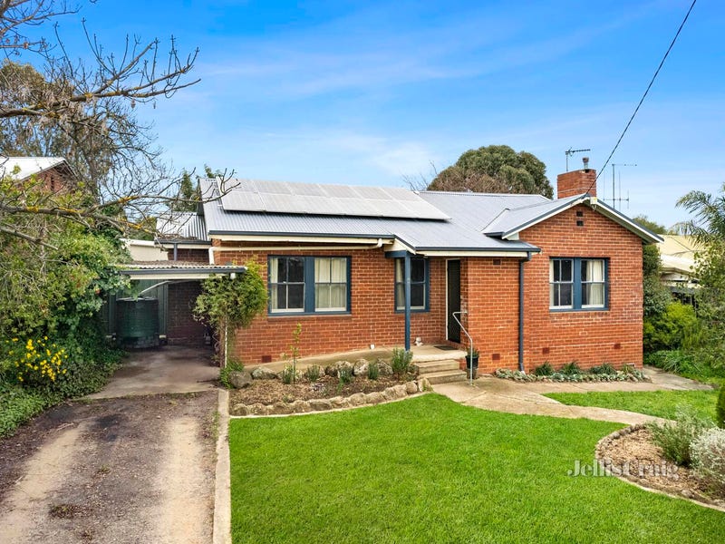 3 Richards Road, Castlemaine, Vic 3450 Property Details