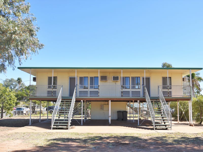 46 Willow Street, Barcaldine, Qld 4725 Property Details