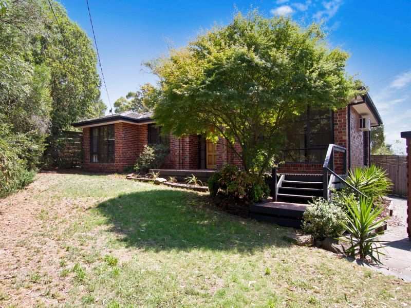 1 John Street, Langwarrin, Vic 3910 Property Details