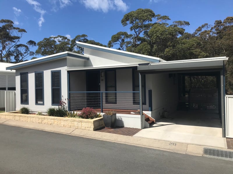 20/300 Kings Point Drive, Ulladulla, NSW 2539