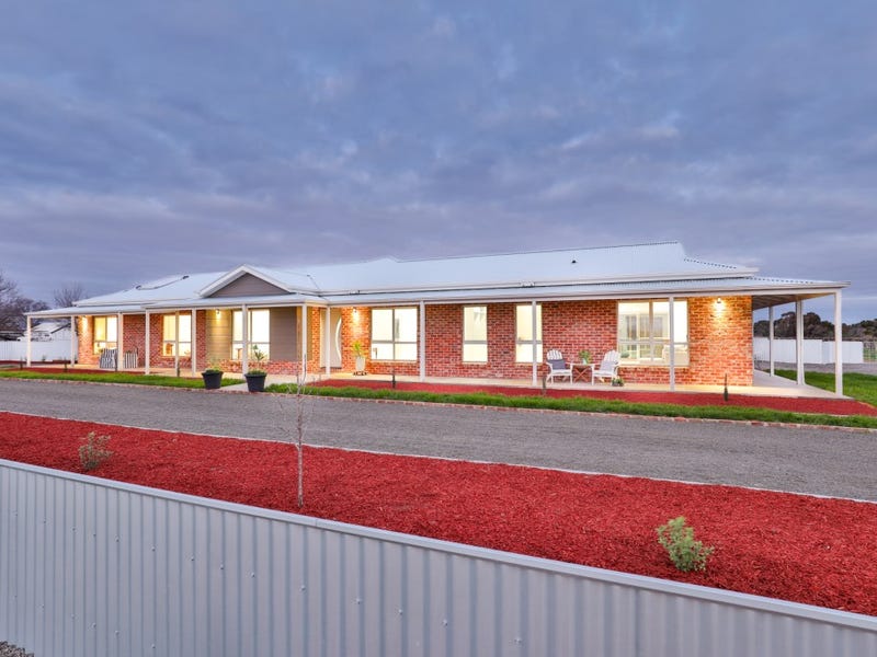 386390 Irymple Avenue, Nichols Point, VIC 3501