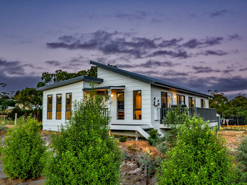 60 Riviera Drive, Carlton, Tas 7173 House for Sale