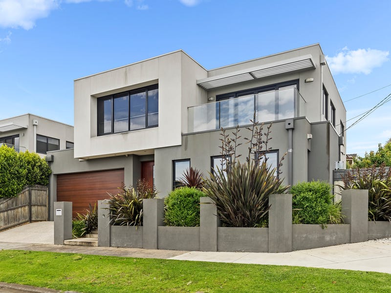 21 Chaucer Street, Hamlyn Heights, VIC 3215