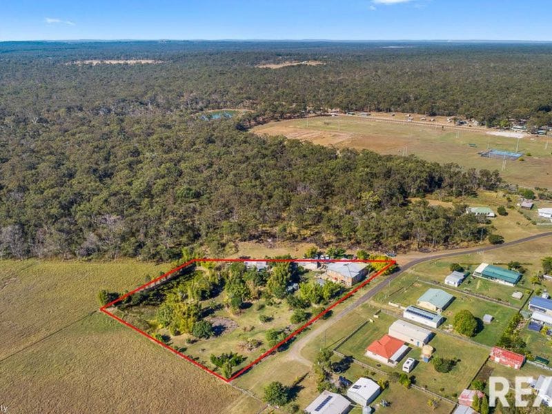 12 Gladstone Street, Torbanlea, Qld 4662 Property Details