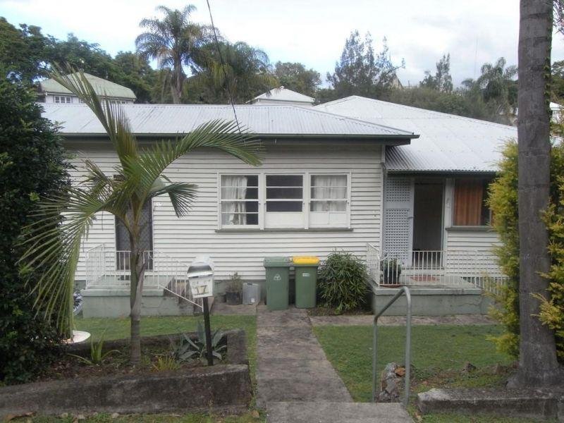 17 Caledonian Hill, Gympie, Qld 4570 Property Details