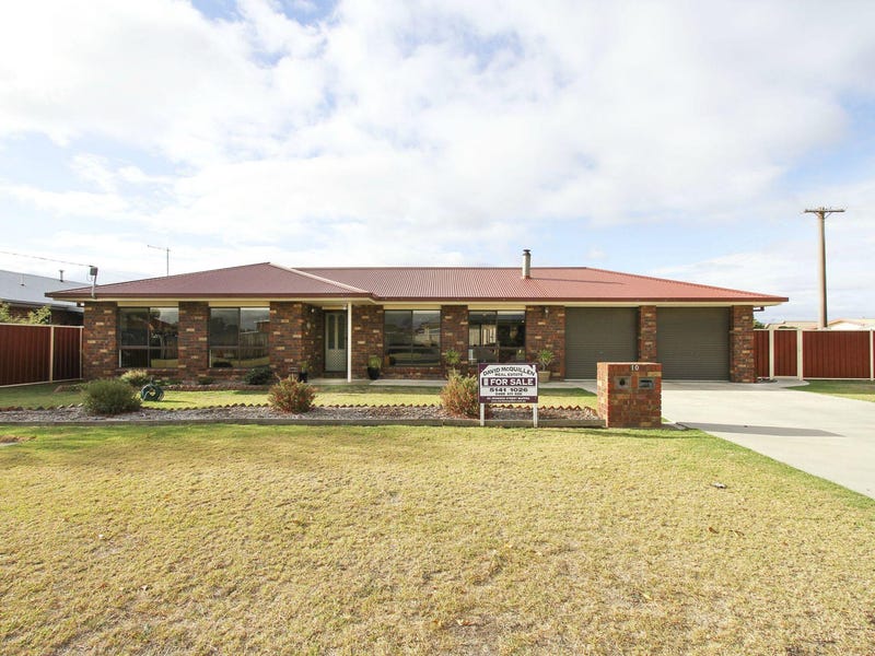 10 Merry Street, Maffra, Vic 3860 Property Details