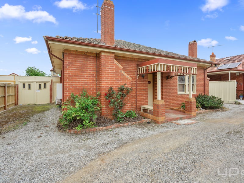 2 College Road, Werribee, Vic 3030 Property Details