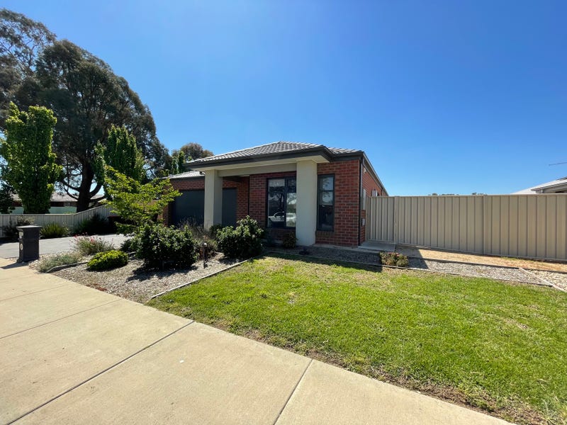 104 Cowan Street, Benalla, VIC 3672