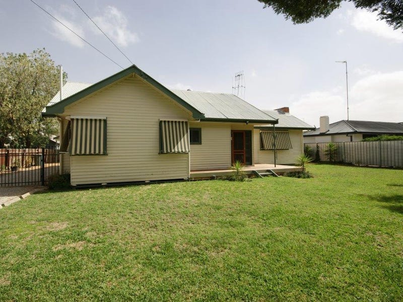 502 St Michael Street, Deniliquin, NSW 2710