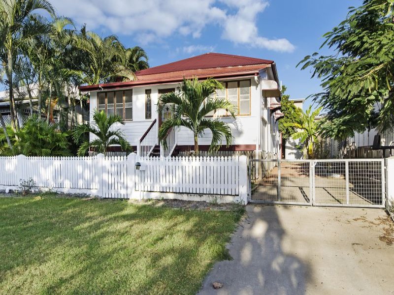82 Tully Street, South Townsville, QLD 4810