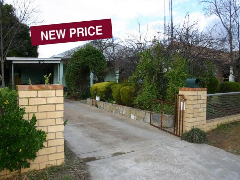 37 Railway Avenue, Sea Lake, VIC 3533