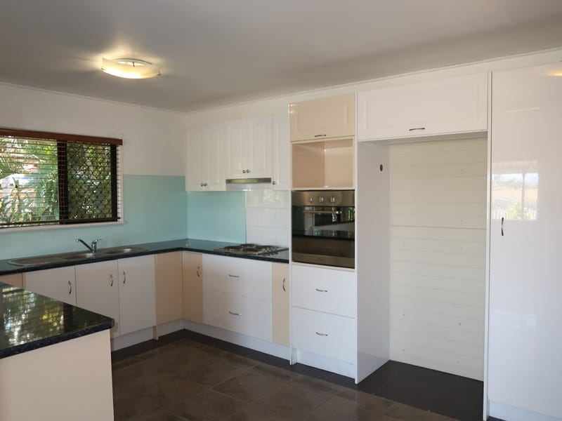 96 Shoal Point Road, Bucasia, QLD 4750