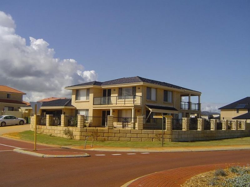 2 Horizon Crescent, Singleton, WA 6175 Property Details