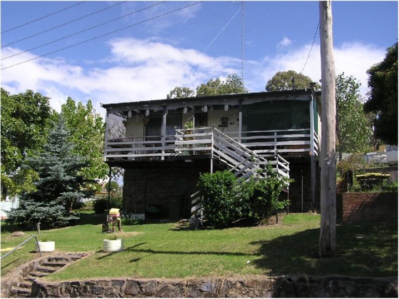 53W Memorial Avenue, Walcha, NSW 2354