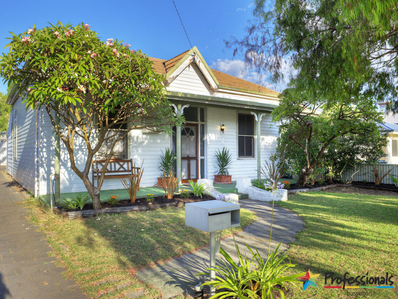17 Carey Street, Busselton, WA 6280 Property Details